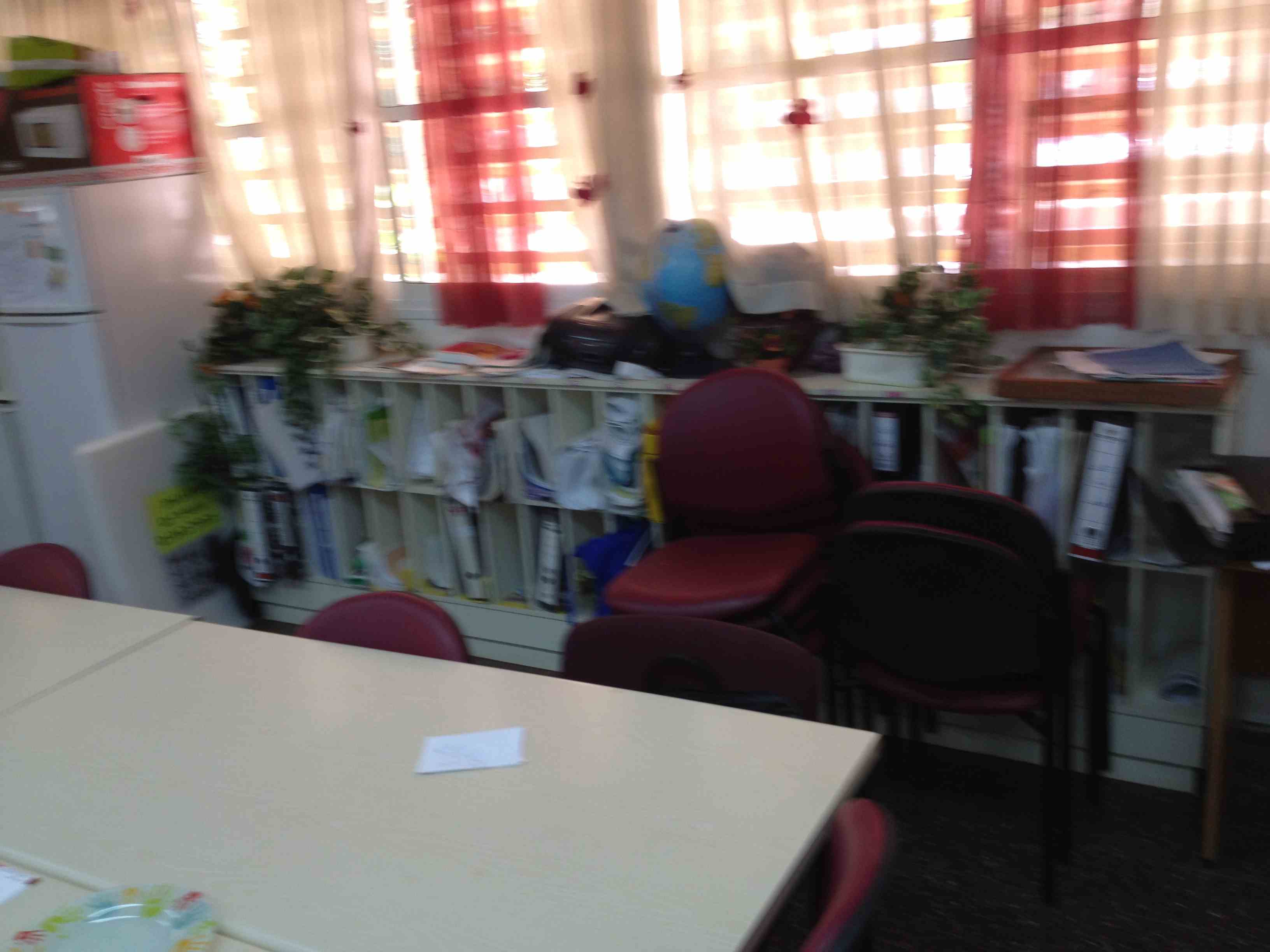חדר המורים בית ספר יסודי בחולון